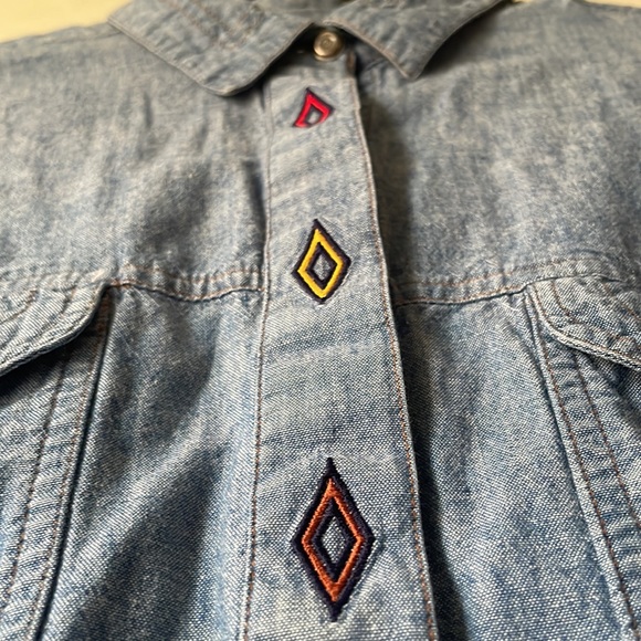 Vintage Chaus Sports Petites southwestern style cotton long sleeve button down - Picture 4 of 6